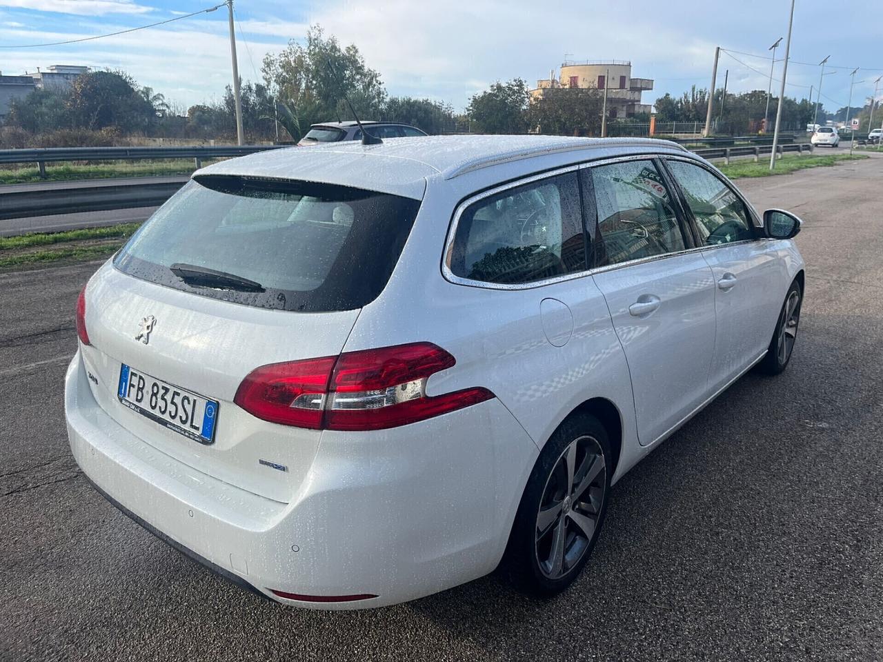 Peugeot 308 BlueHDi 120 SW Allure Unipro 2015