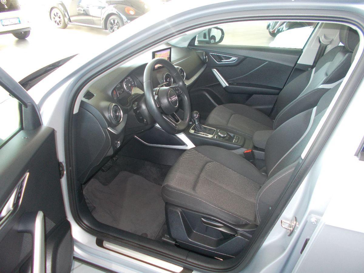 AUDI - Q2 - 30 TDI S tronic Admired