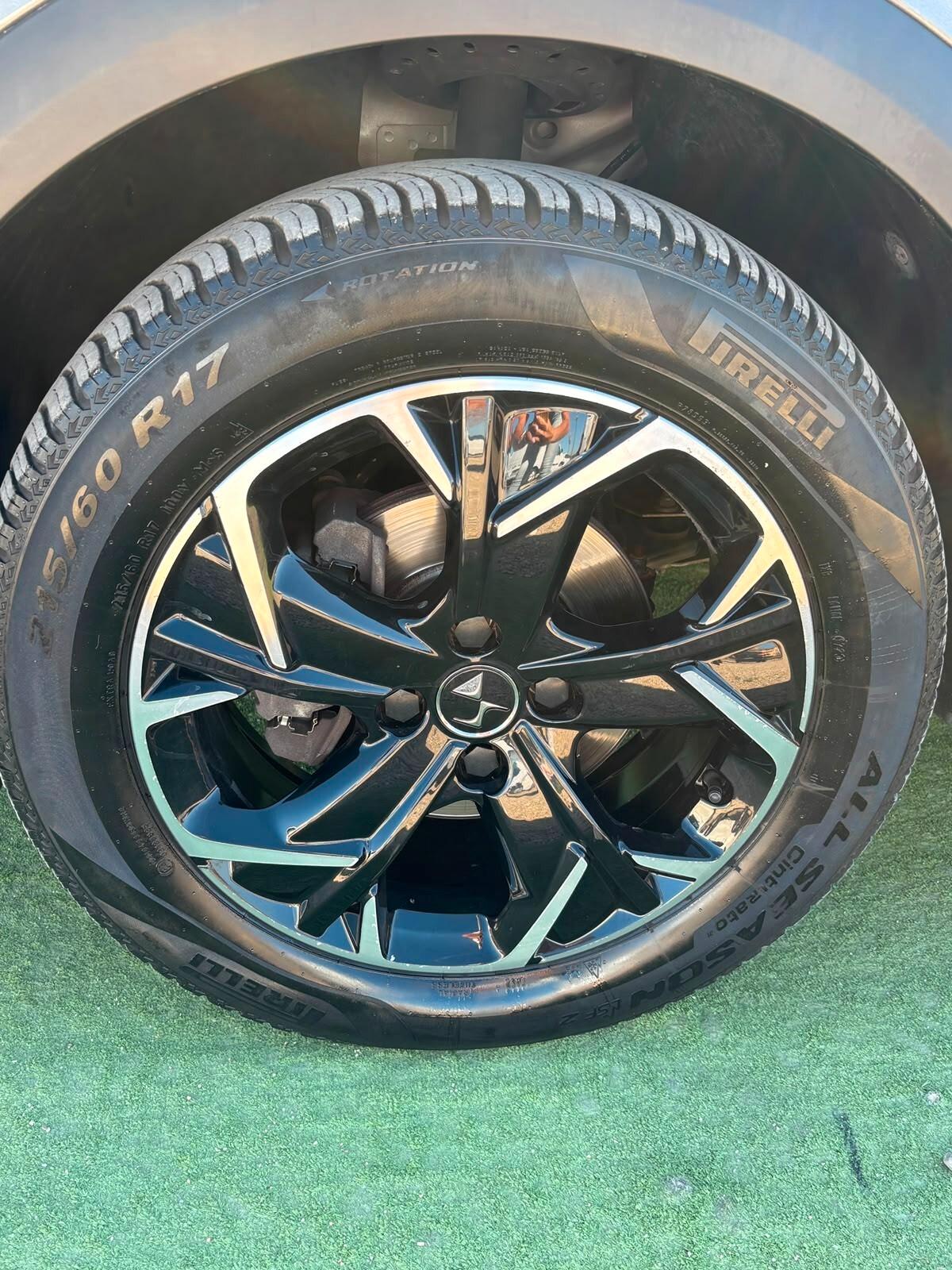 Ds DS3 3 Crossback BlueHDi 100 Performance Line
