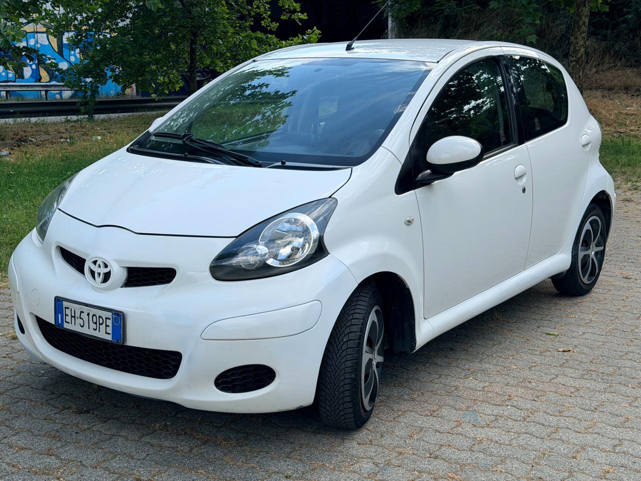 Toyota Aygo 1.0 12V VVT-i 5 porte Sol Connect
