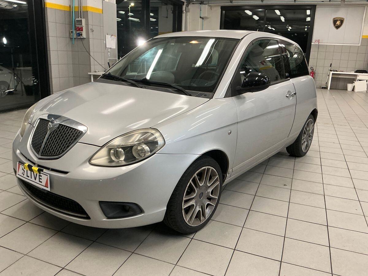 Lancia Ypsilon 1.2 benzina