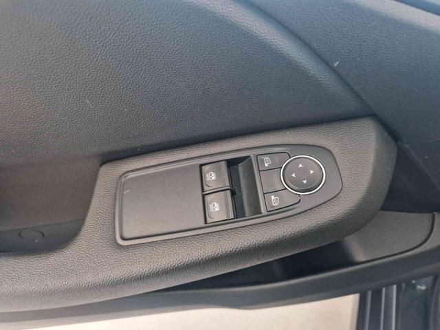 RENAULT Clio TCe 90 CV 5 porte Business