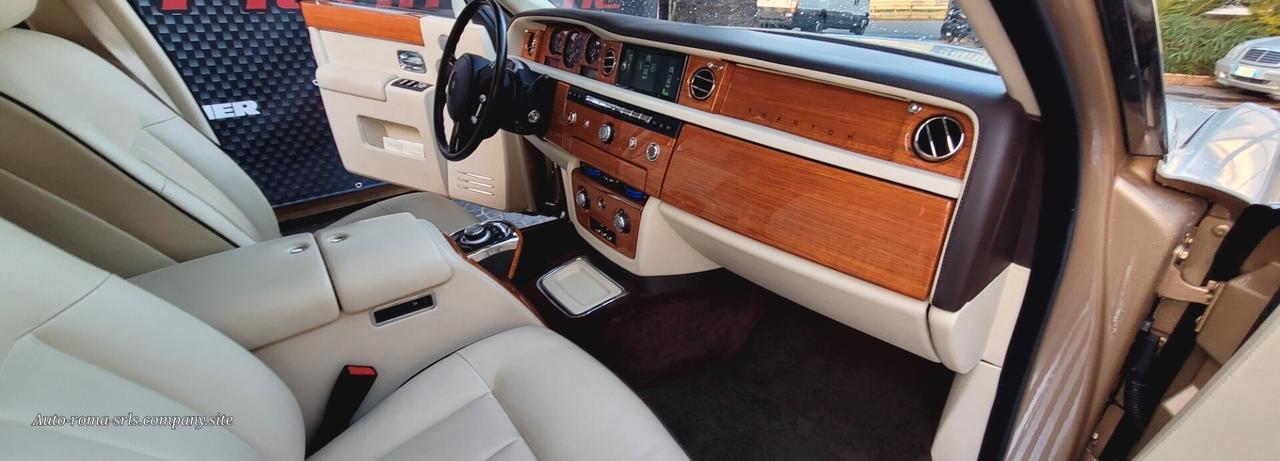 Rolls Royce Phantom 6.7 EWB