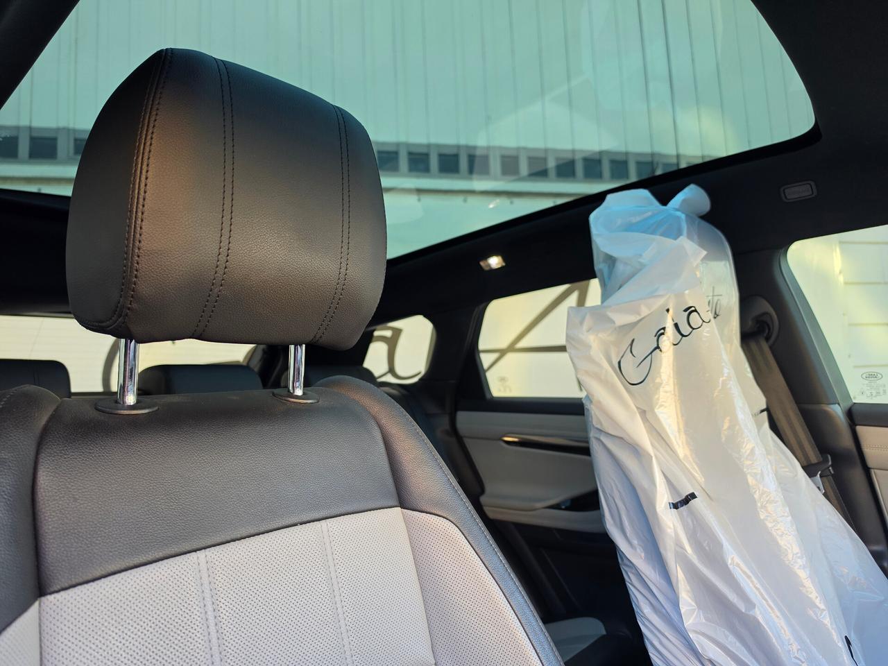 Land Rover Range Evoque 2.0D I4 180 CV AWD Auto First Edition