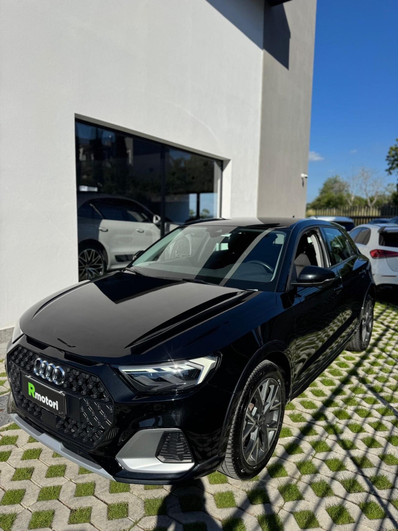 Audi A1 citycarver 30 TFSI S tronic