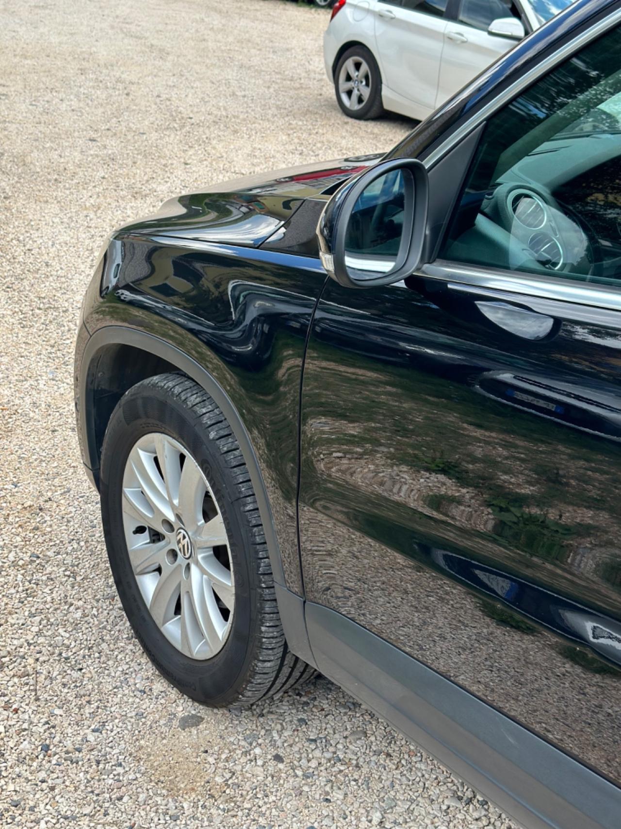 Volkswagen TIGUAN 2.0 TDI DPF 4MOTION DSG SPORT