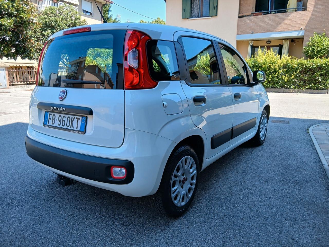 Fiat Panda 1.3 MJT 95 CV S&S Easy + gancio a € 169 mese