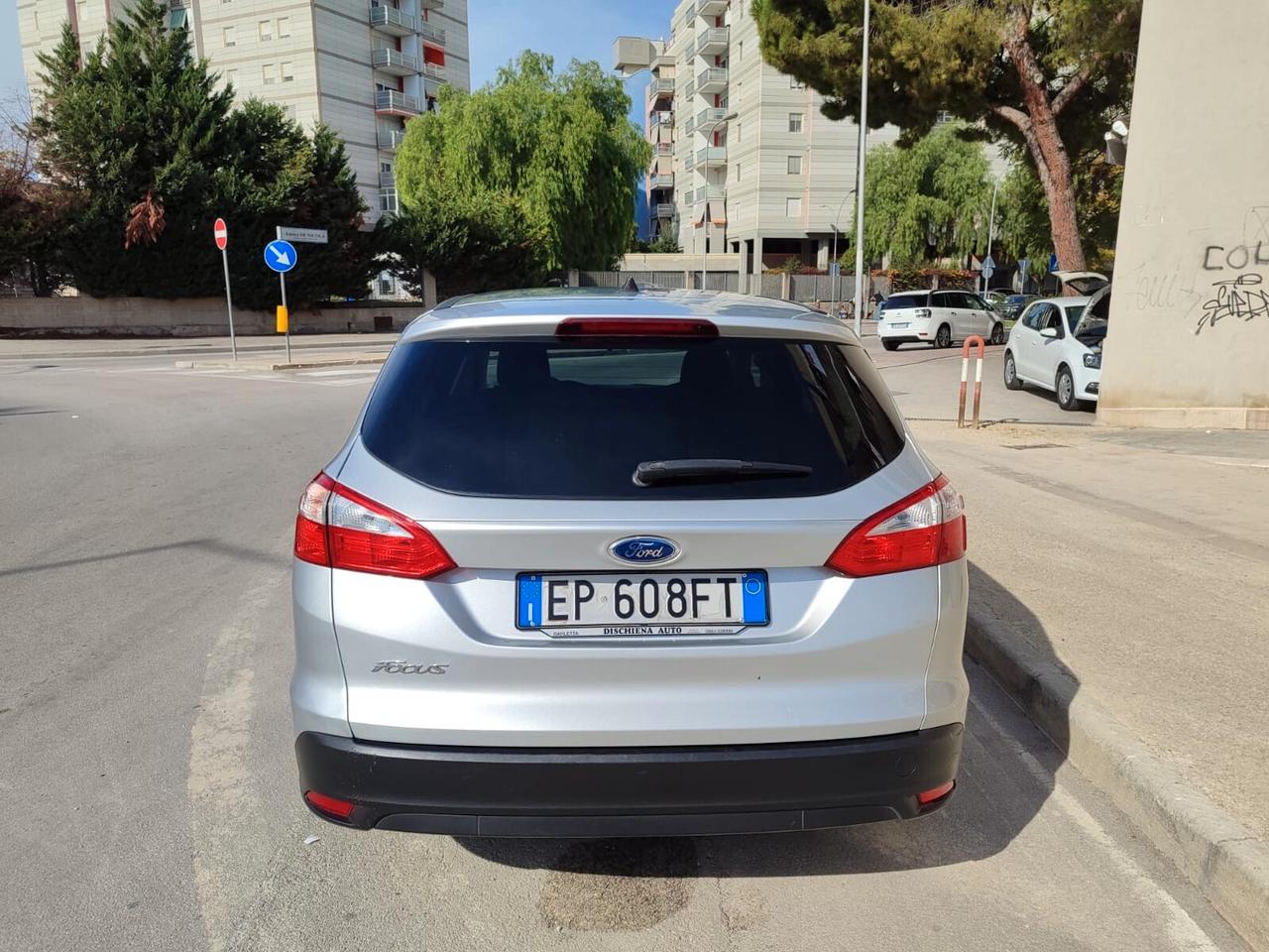 Ford Focus 1.6 TDCi 115 CV Titanium PARI AL NUOVO!!!