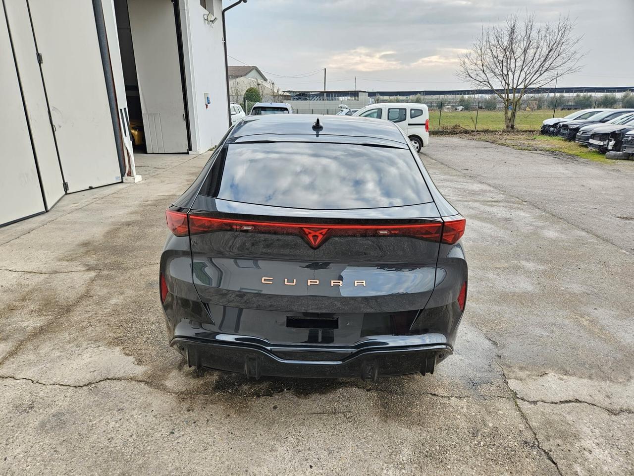 CUPRA Tavascan 77kWh rwd START INCIDENTATA