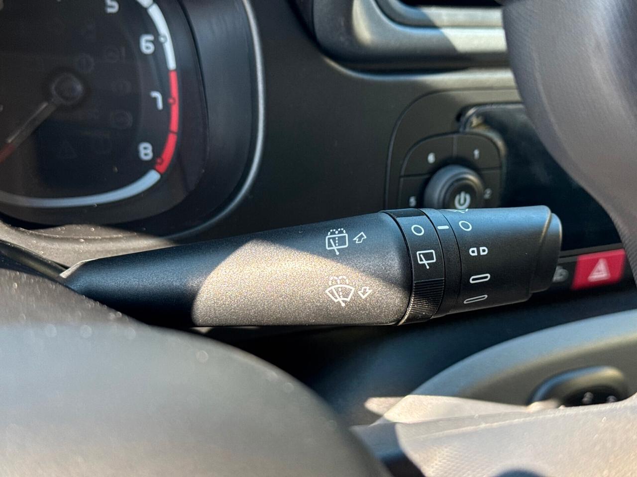 FIAT PANDA 1.0cc 69CV BENZINA NEOPATENTATI