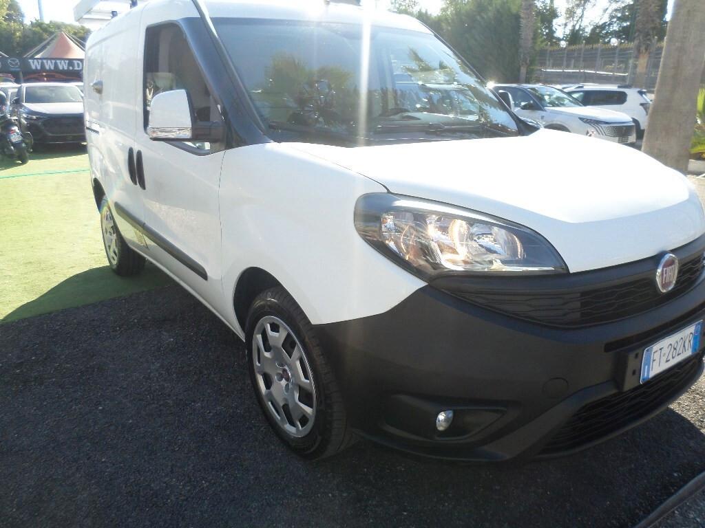 Fiat Doblo Doblò 1.4 T-Jet Natural Power PC-TN Cargo Lamier. SX 3 posti