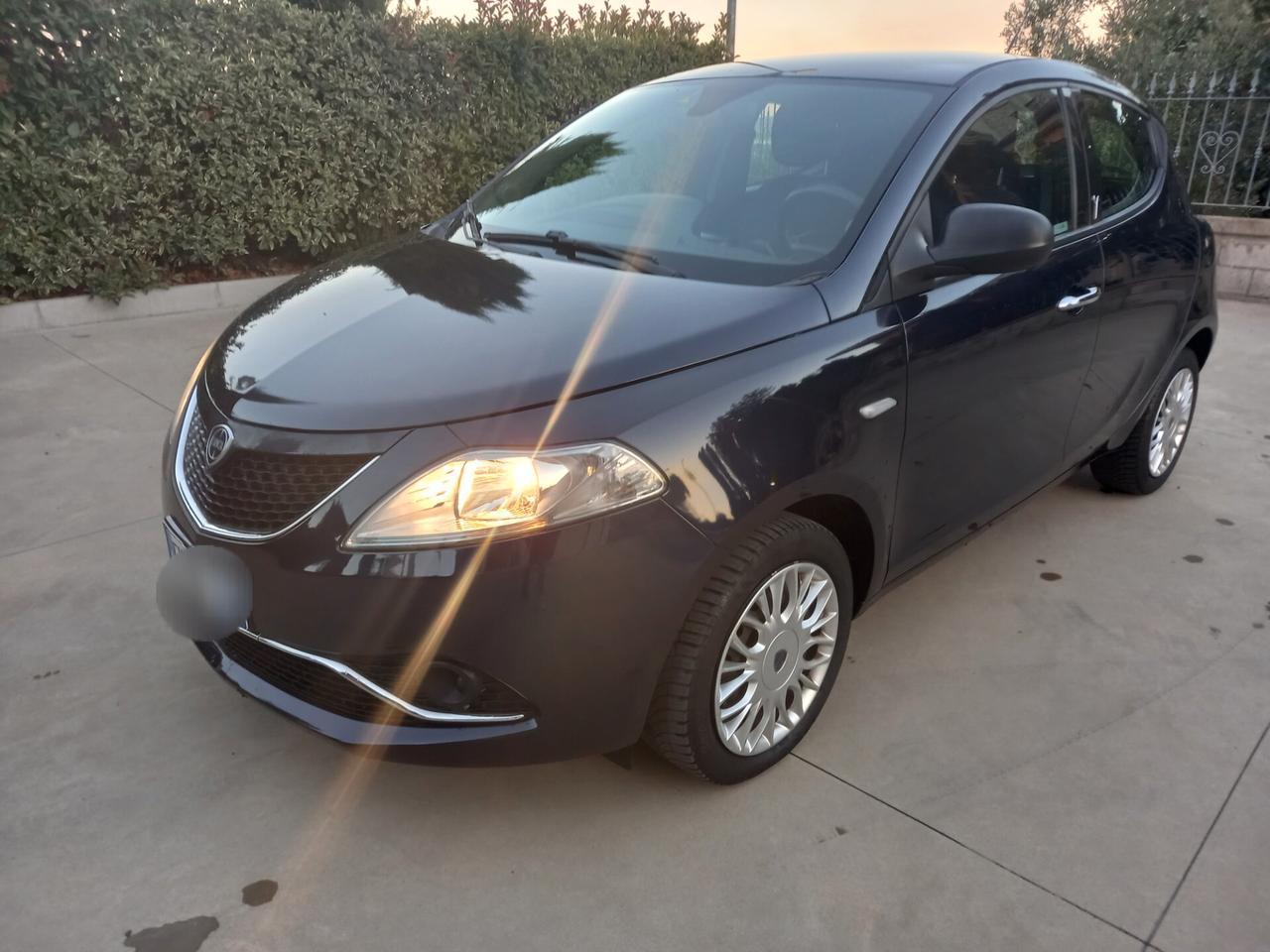 Lancia Ypsilon 1.2 69 CV