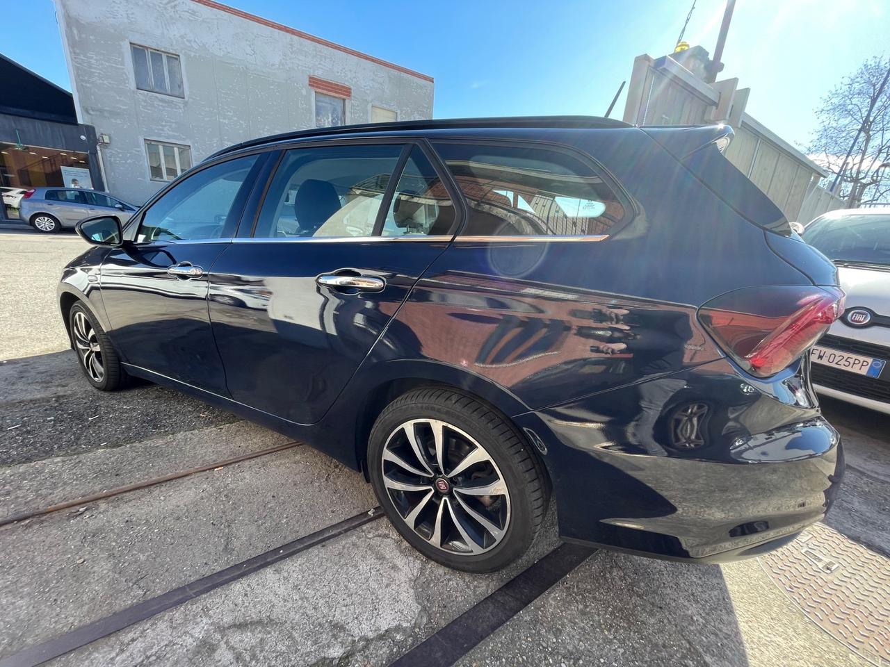 Fiat Tipo 1.3 Mjt S&S SW Lounge