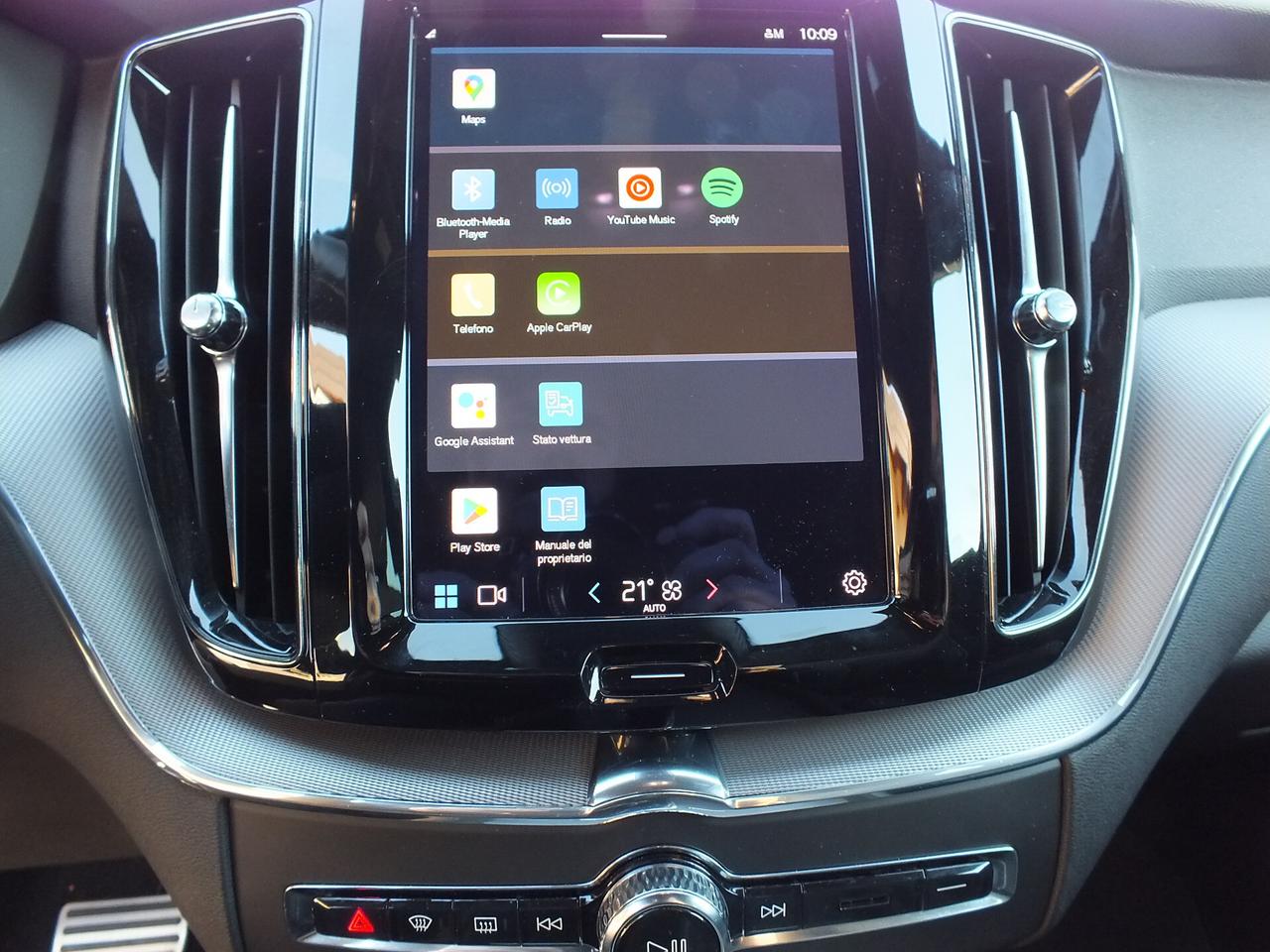 VOLVO XC60 B4 HYBRID DIESEL AWD AUT. AUTOCARRO N1 + IVA