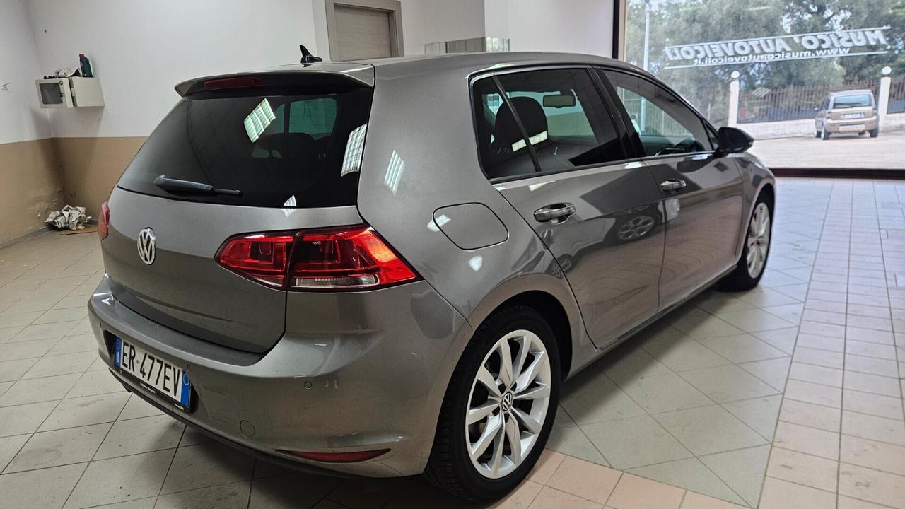 Volkswagen Golf 1.6 TDI DSG 5p. Highline BlueMotion Technology