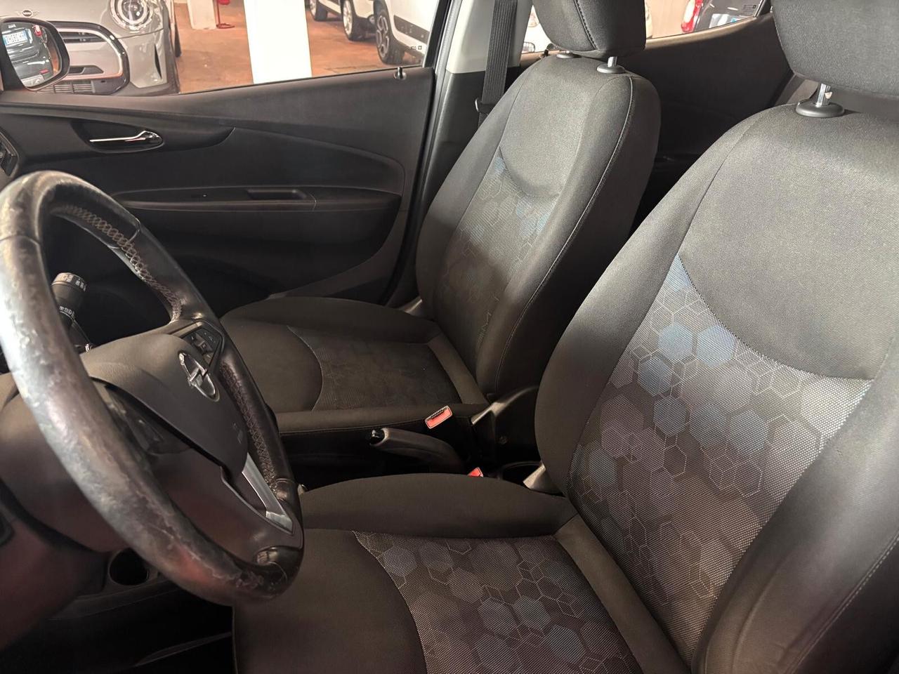 Opel Karl Rocks 1.0 73 CV GPL