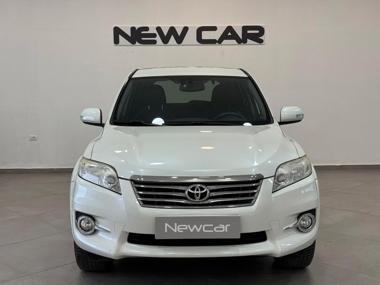 Toyota RAV 4 RAV4 Crossover 2.2 D-4D 150 CV Lounge