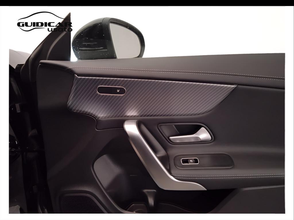 Mercedes-Benz CLA Sh.Brake - X118 2023 - CLA Shooting Brake 180 d Progressive Advanced auto