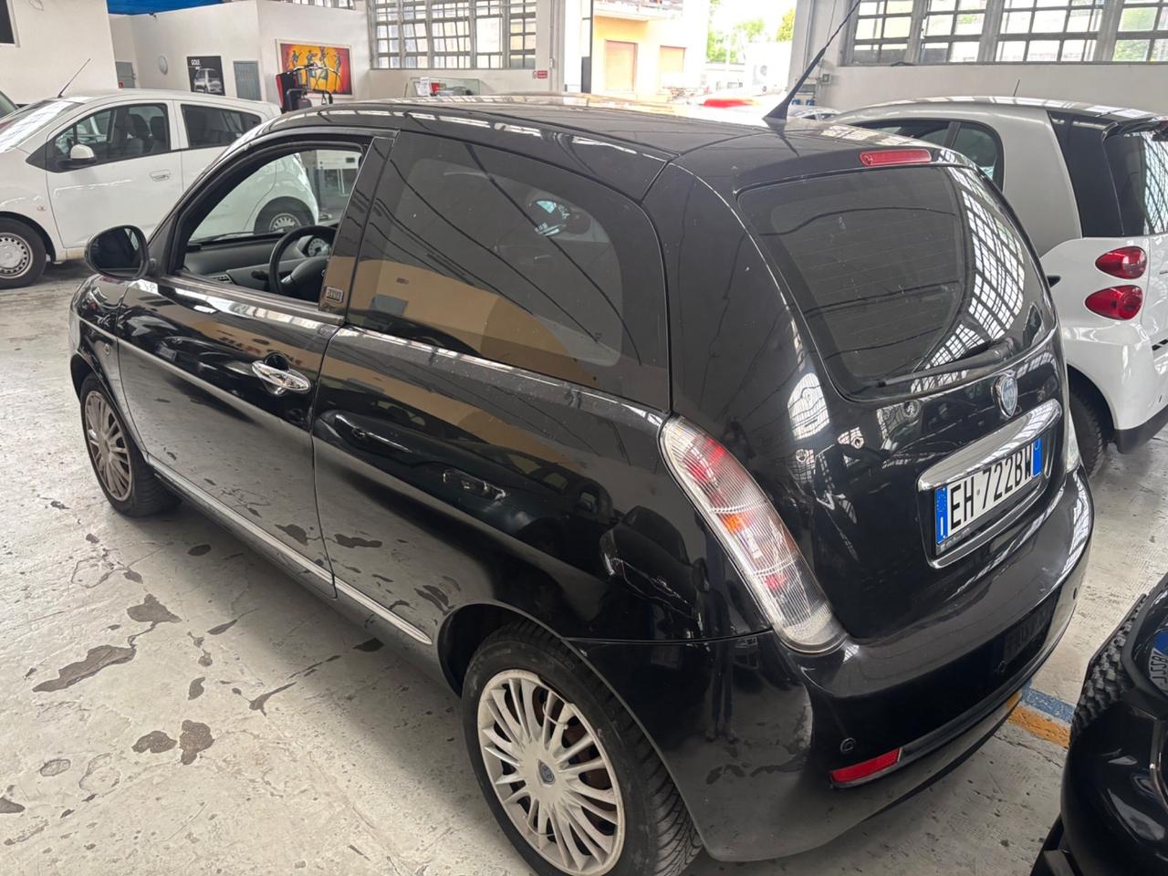 Lancia Ypsilon 1.4 Diva Ecochic GPL