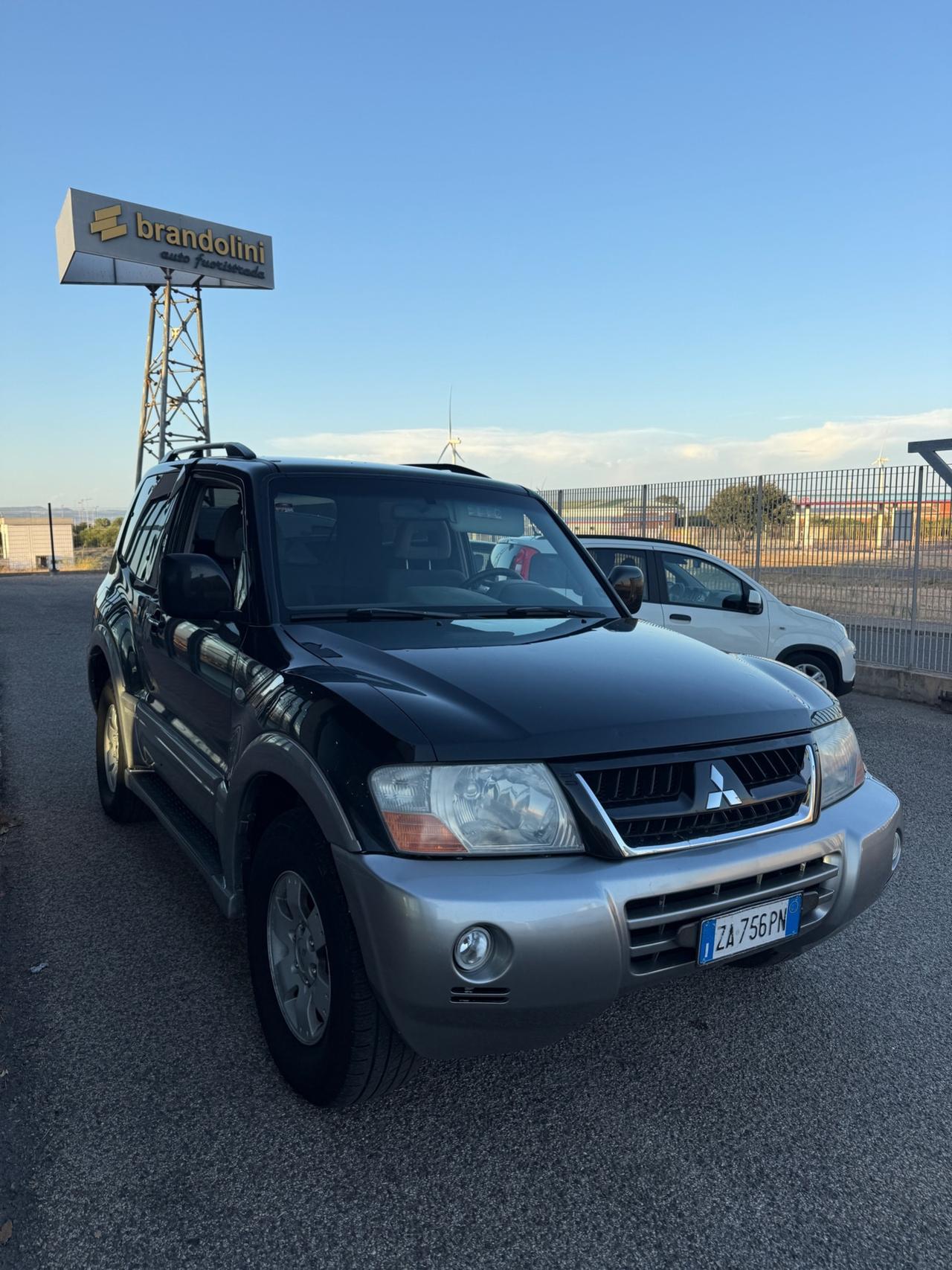 Mitsubishi Pajero 3.2 16V DI-D 3p. GLX GANCIO TRAINO