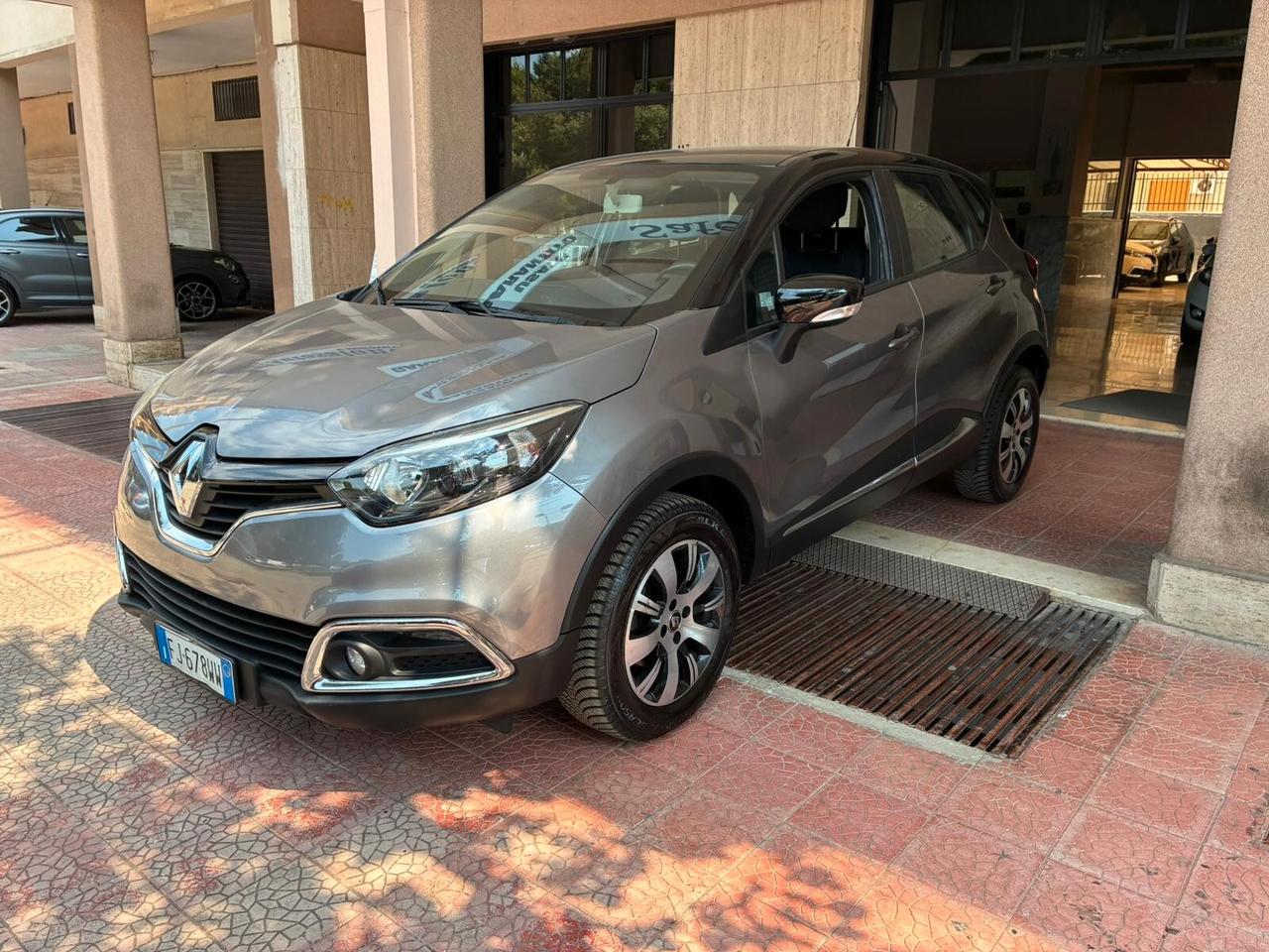 Renault Captur 1.5dCi 90CV perfetta garantita-2017
