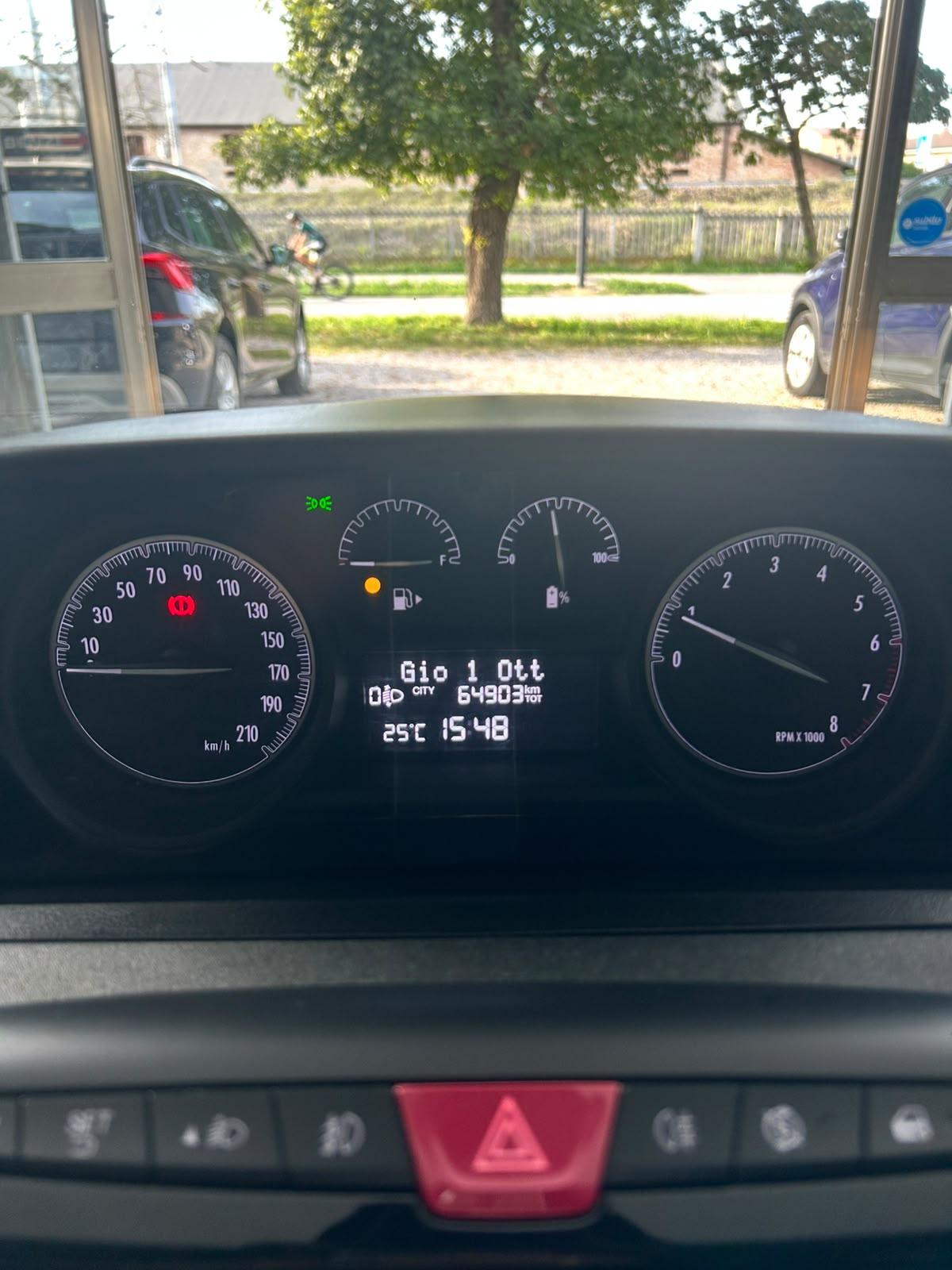 Lancia Ypsilon 1.0 firefly hybrid Silver Plus s&s 70cv