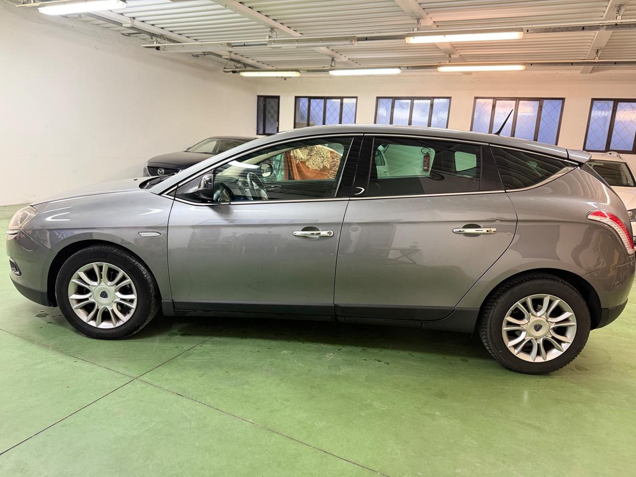 Lancia Delta 1.6 MJT Gold