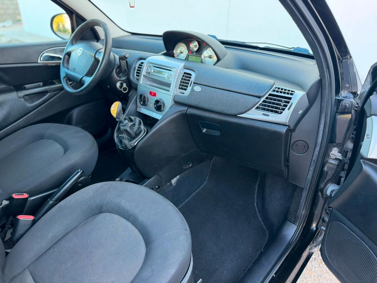 Lancia Ypsilon 1.2 69 CV DIVA