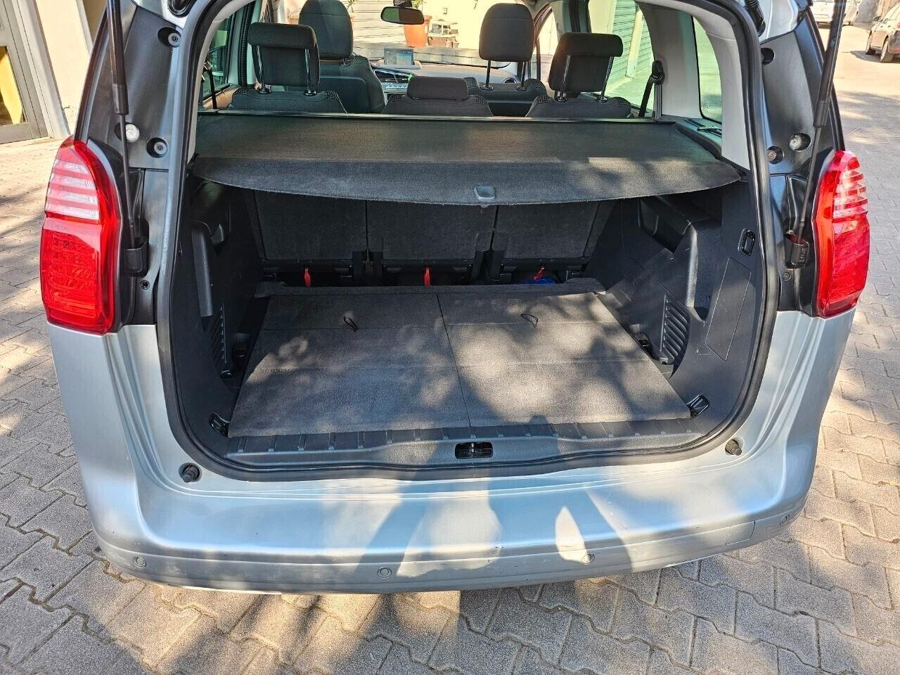 Peugeot 5008 1.6 Diesel Allure 7 Posti – Tetto Panoramico – Navigatore – KM CERTIFICATI