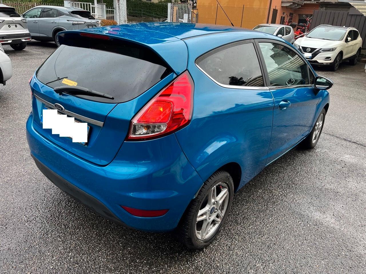 Ford Fiesta 1.4 3 porte Bz.- GPL