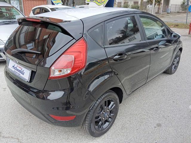 FORD Fiesta 1.4 5 porte Bz.- GPL Black & White Edition