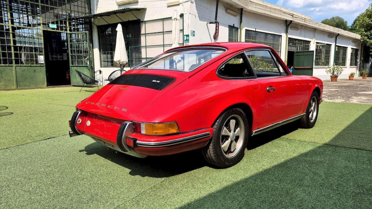 Porsche 911 2.4 T Coupè “Ölklappe” – 1972