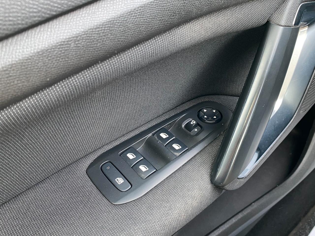 PEUGEOT 308 1.5 BlueHDi Allure GARANTITA