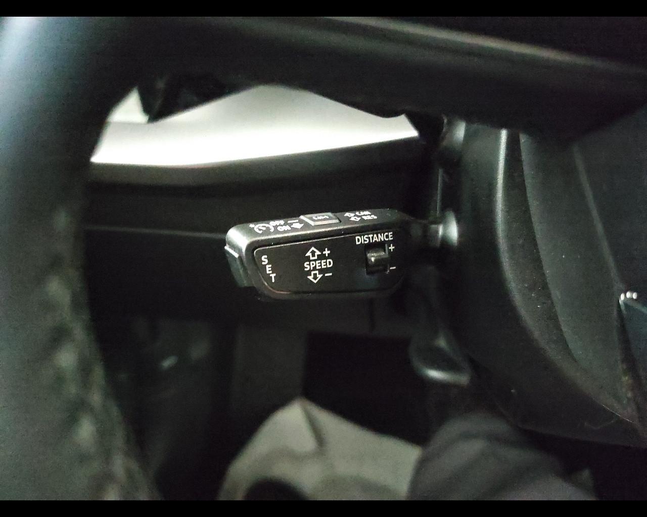 AUDI A3 4ª serie - A3 SPB 40 TFSI e S tronic Business
