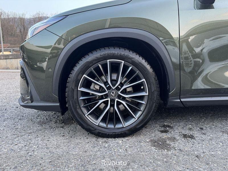 Lexus NX Plug-in Luxury 4WD MY22