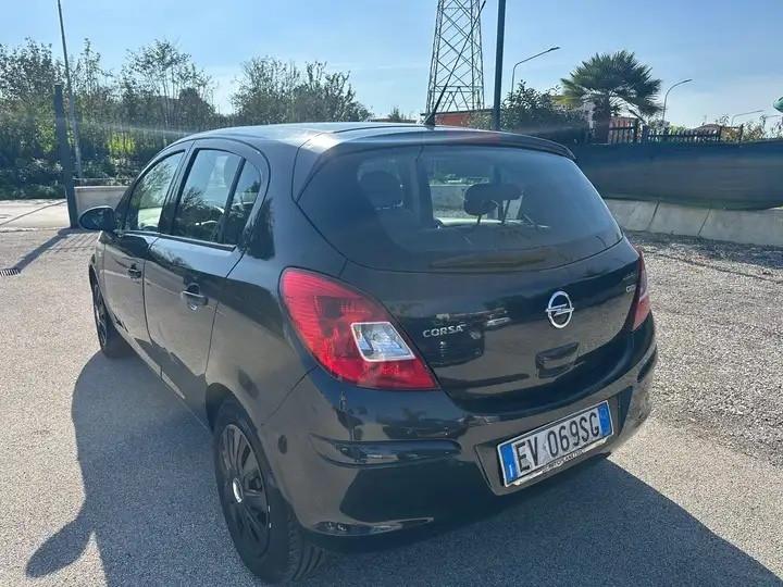 Opel Corsa 1.3 diesel 2014 12 mesi di garanzia