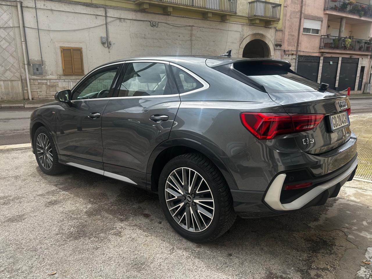 Audi Q3 SPB 35 TDI S tronic S line edition