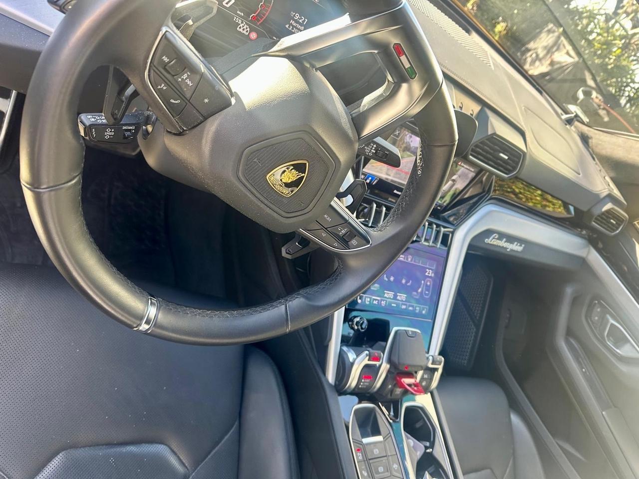 Lamborghini Urus 4.0 Graphite Capsule