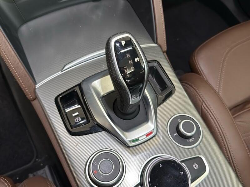 Alfa Romeo Stelvio 2.2 Turbo Diesel 210CV Veloce AT8 Q4