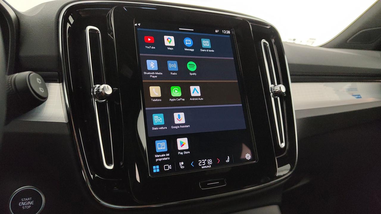 VOLVO XC40 2.0 b3 Core auto