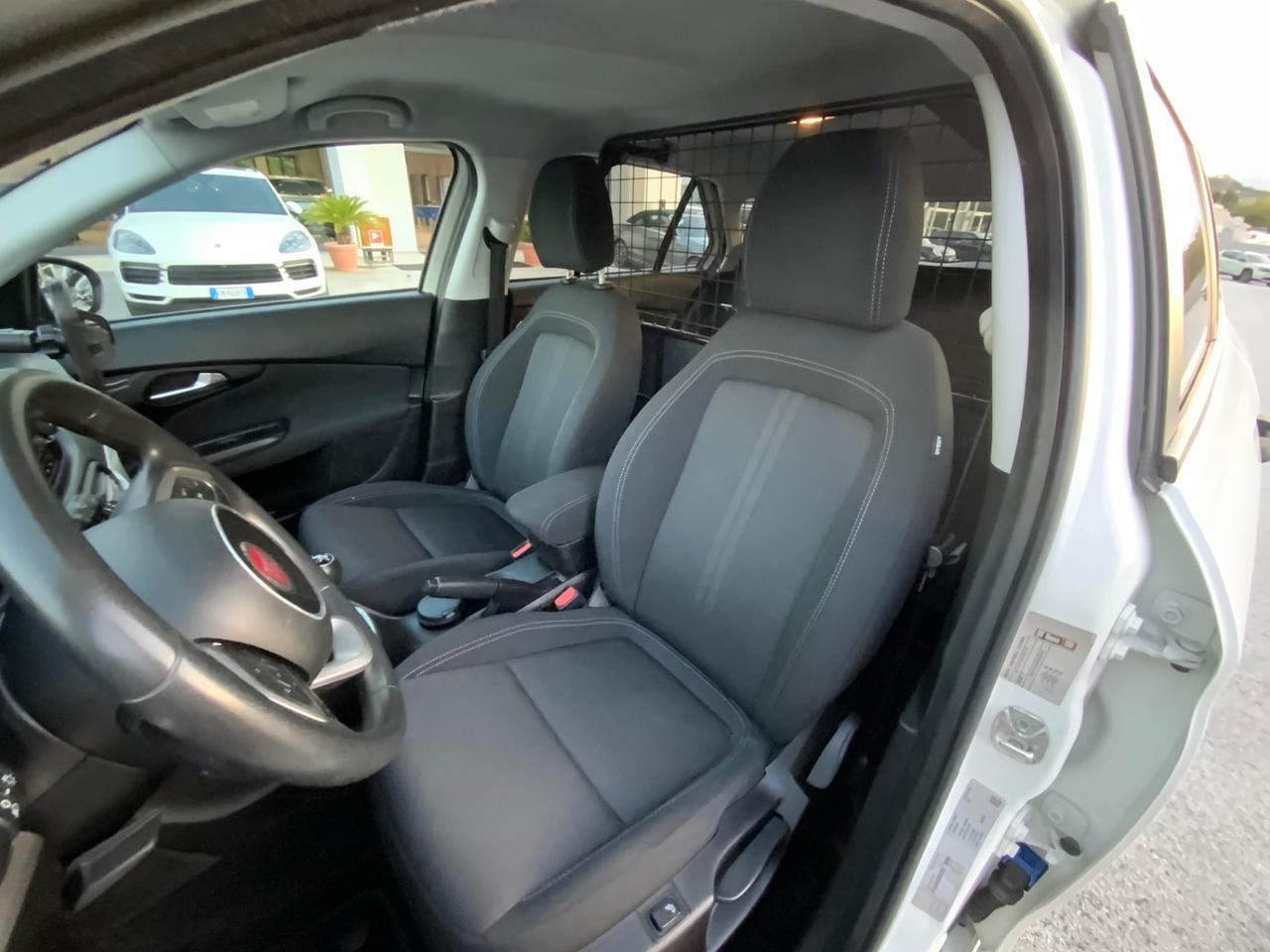 Fiat Tipo 1.6 Mjt S&S SW Business AUTOCARRO 2 POSTI