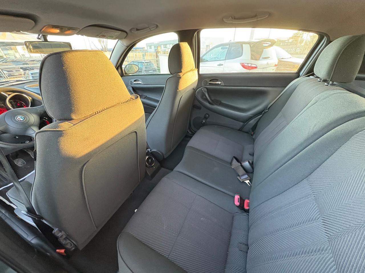 Alfa Romeo 147 1.9 JTD 115cv 153000KM!