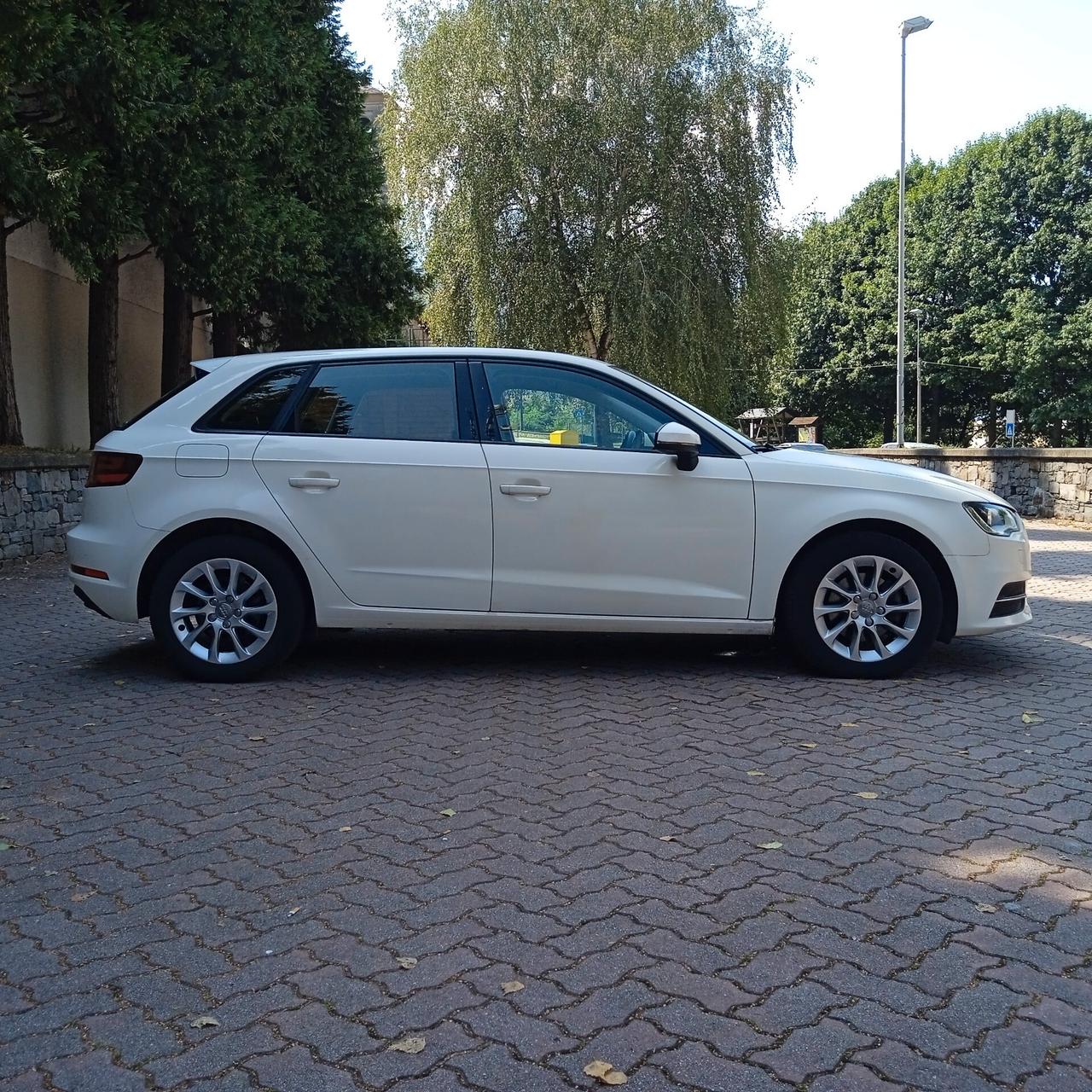Audi A3 SPB 1.4 TFSI g-tron NEOPATENTATI