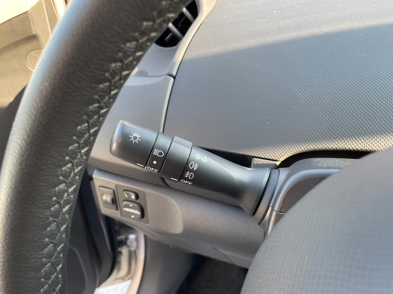 Toyota Yaris 1.3 5 porte Sol KM REALI!!! NEOPATENTATI OK