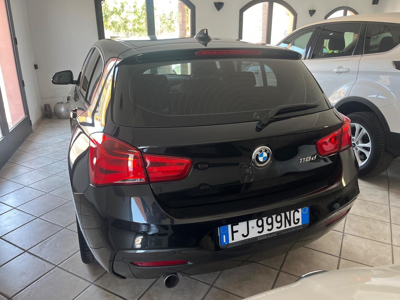 Bmw 118 118d 5p. Msport