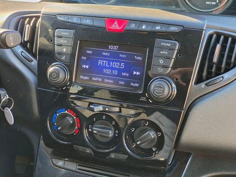 Lancia Ypsilon III 2015 5 Porte 1.2 Ecochic 69cv Gold my16