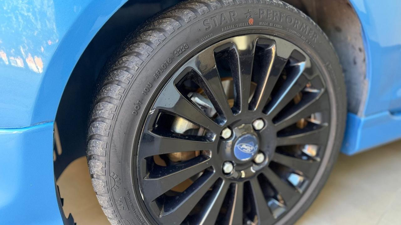 Ford Fiesta 1.4 3 porte Bz.- GPL Titanium