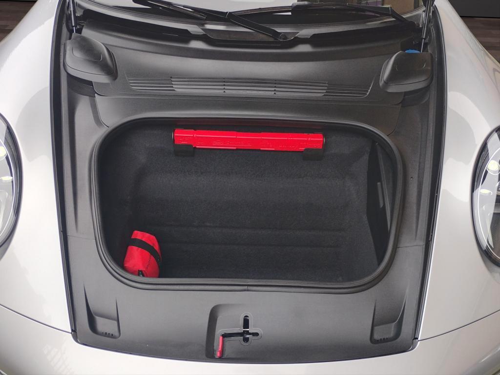 Porsche 911 Cabrio 3.0 Carrera auto