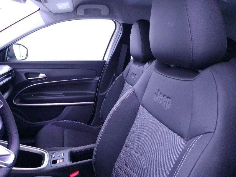 Jeep Avenger 1.2 turbo e-hybrid mhev Summit fwd 110cv edct6
