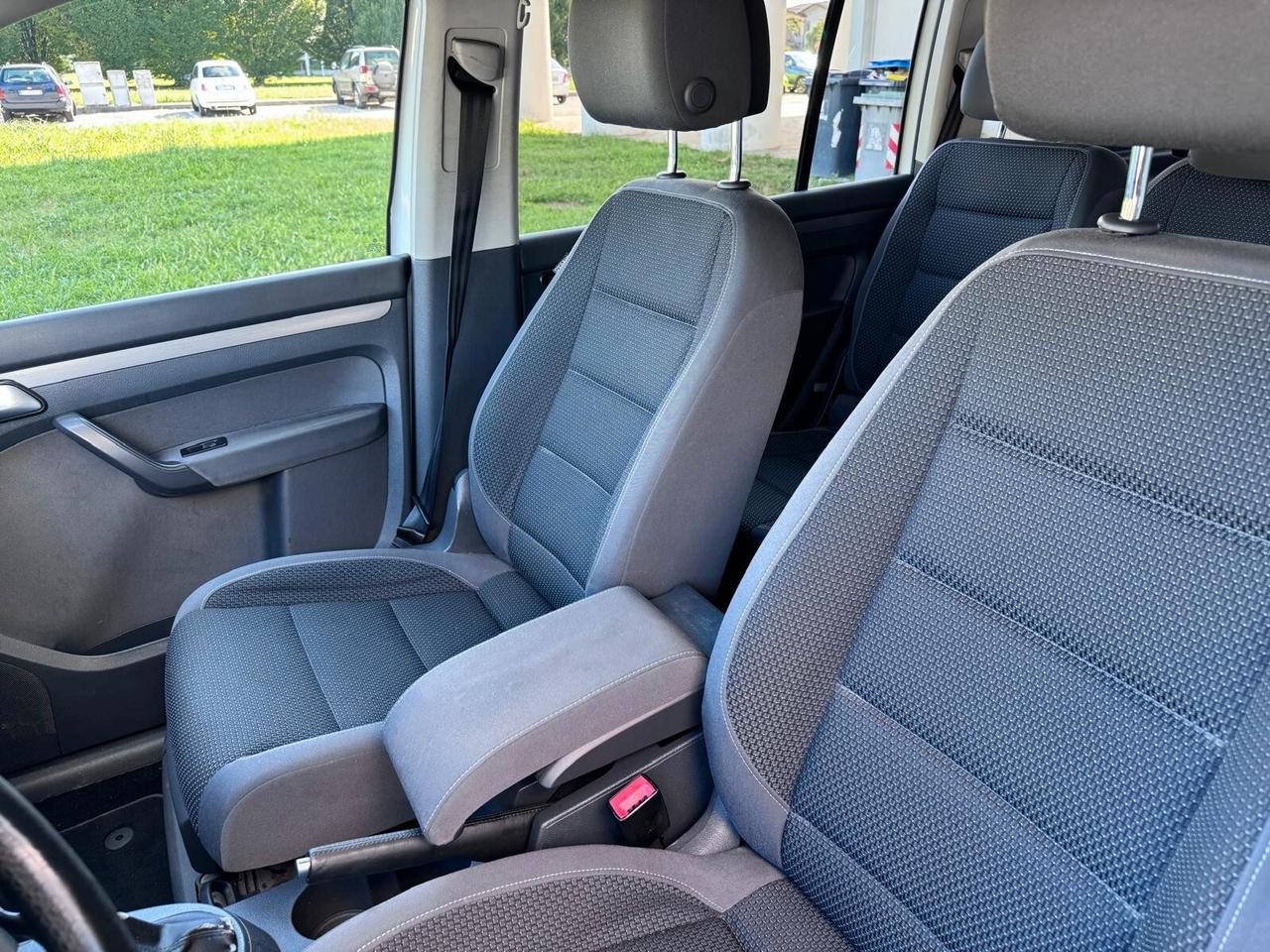 Volkswagen Touran 1.6 TDI Comfortline 7 posti